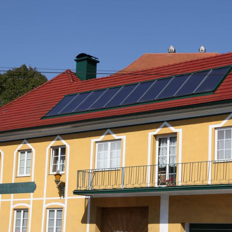 Sonnenenergie für die Heizung und Warmwasserbereitung